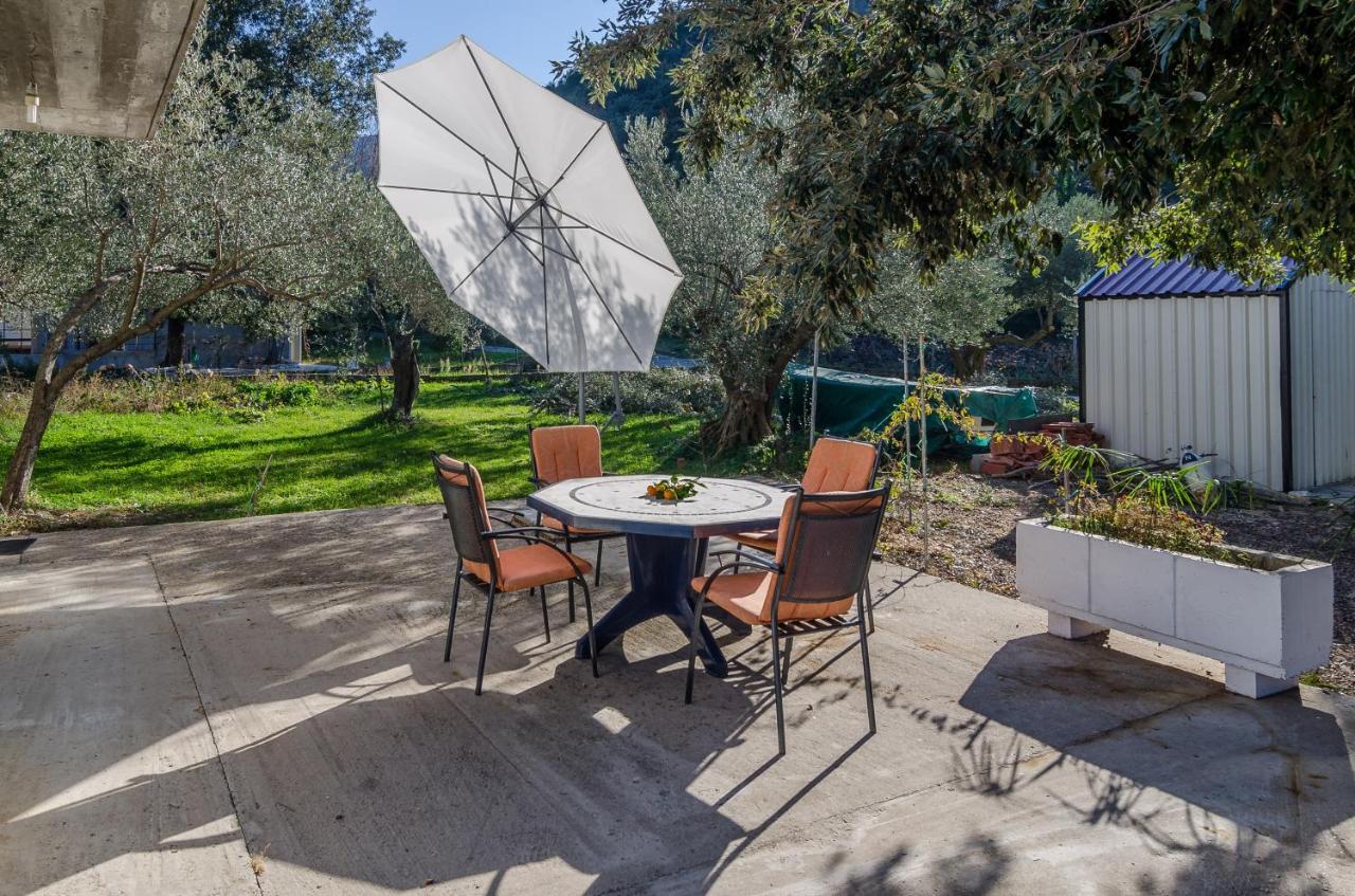 Apartments With A Parking Space Zuljana, Peljesac - 4574 Exterior foto